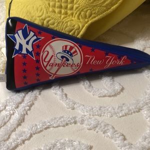 Stuffed Pennant NEW YORK YANKEES